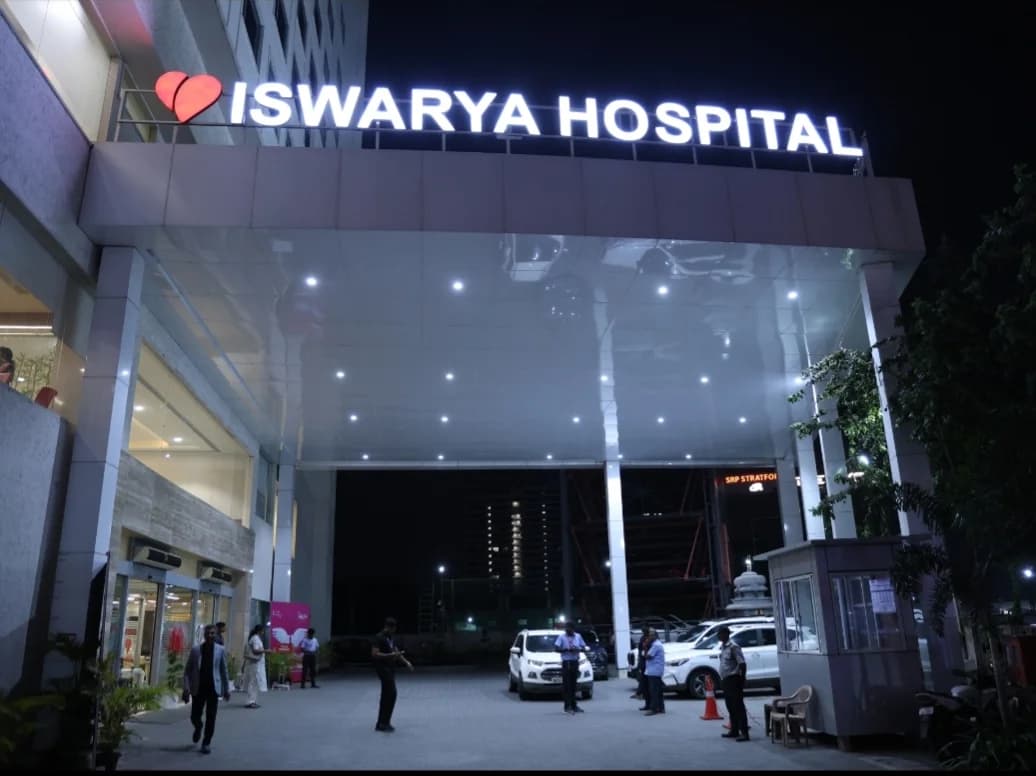 Iswarya Hospital exterior, OMR, Chennai